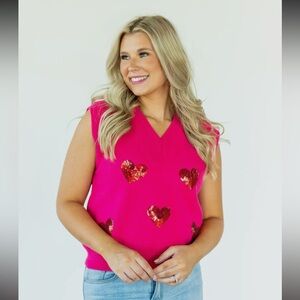 095. Plus Sequin heart patch sleeveless sweater vest in pink